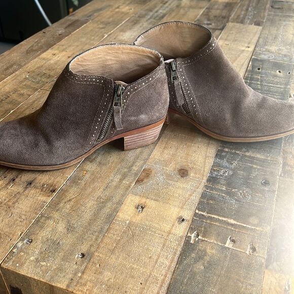 LUCKY BRAND "Benna" Brown Suede Side Zip Boots, Stacked 1.5" Heel, Sz 8 M  CUTE! - Picture 8 of 8